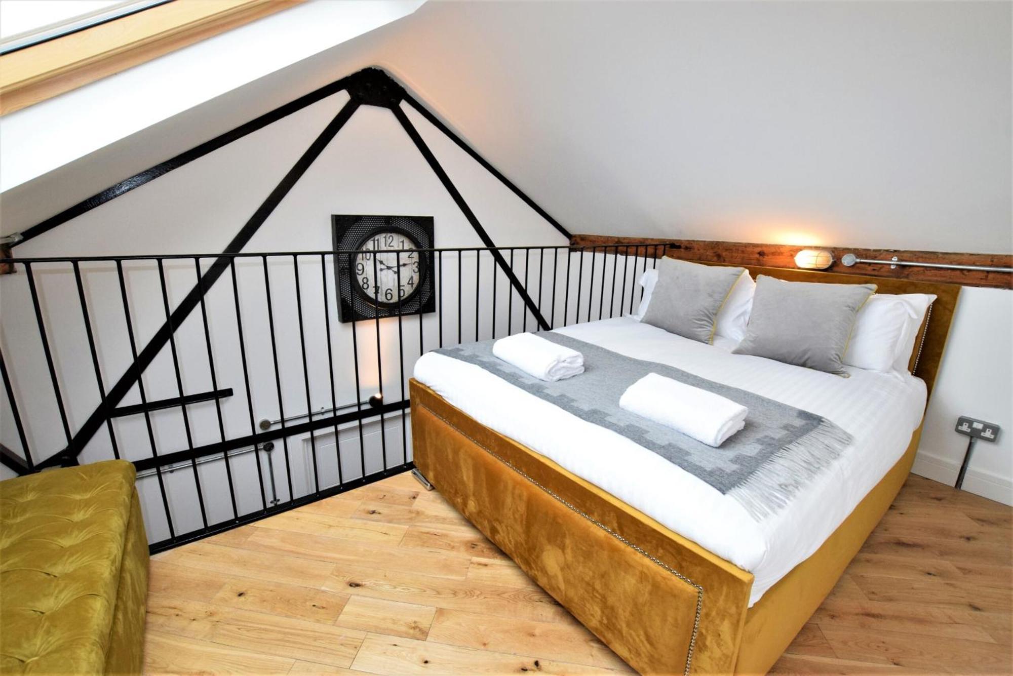 Nap Bristol City Centre Стая снимка